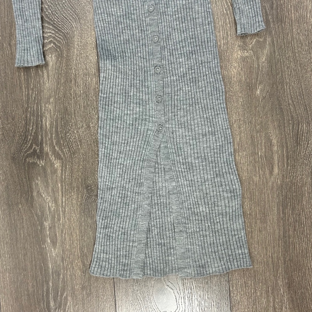 Aritzia The Group By Babaton Avalon Midi Dress Buttons Bodycon Stretch Fitted - Picture 8 of 16
